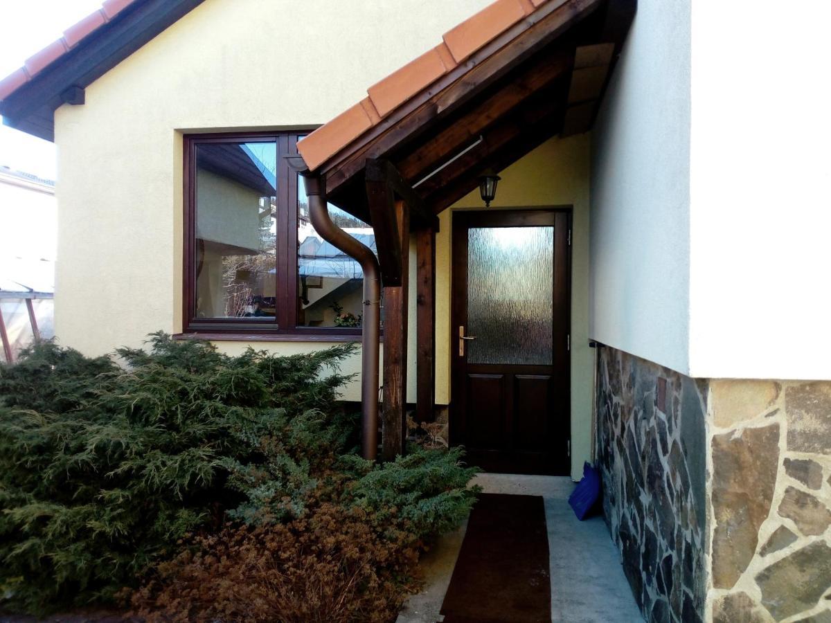 Apartment Beatris Svit Esterno foto