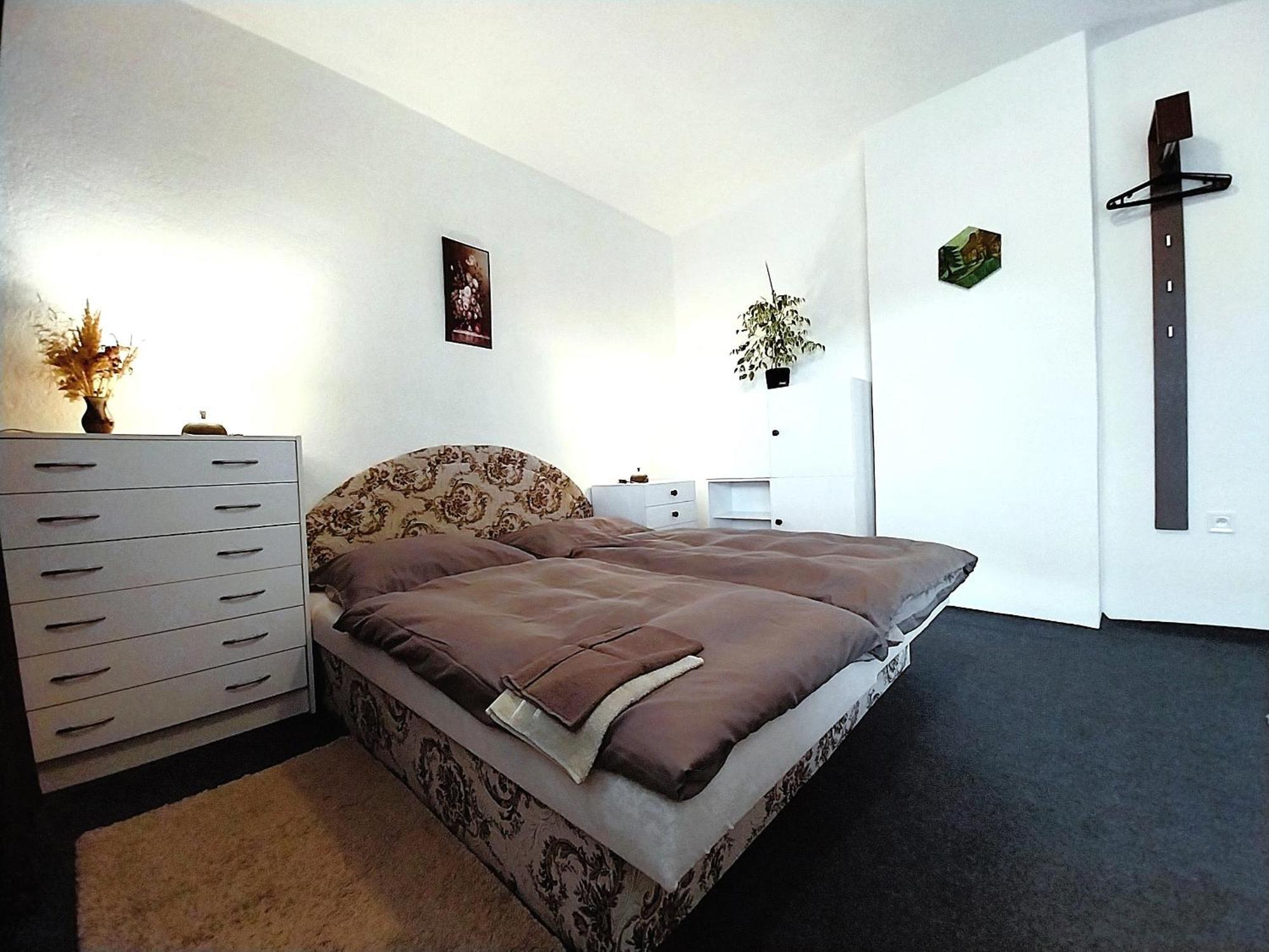Apartment Beatris Svit Esterno foto